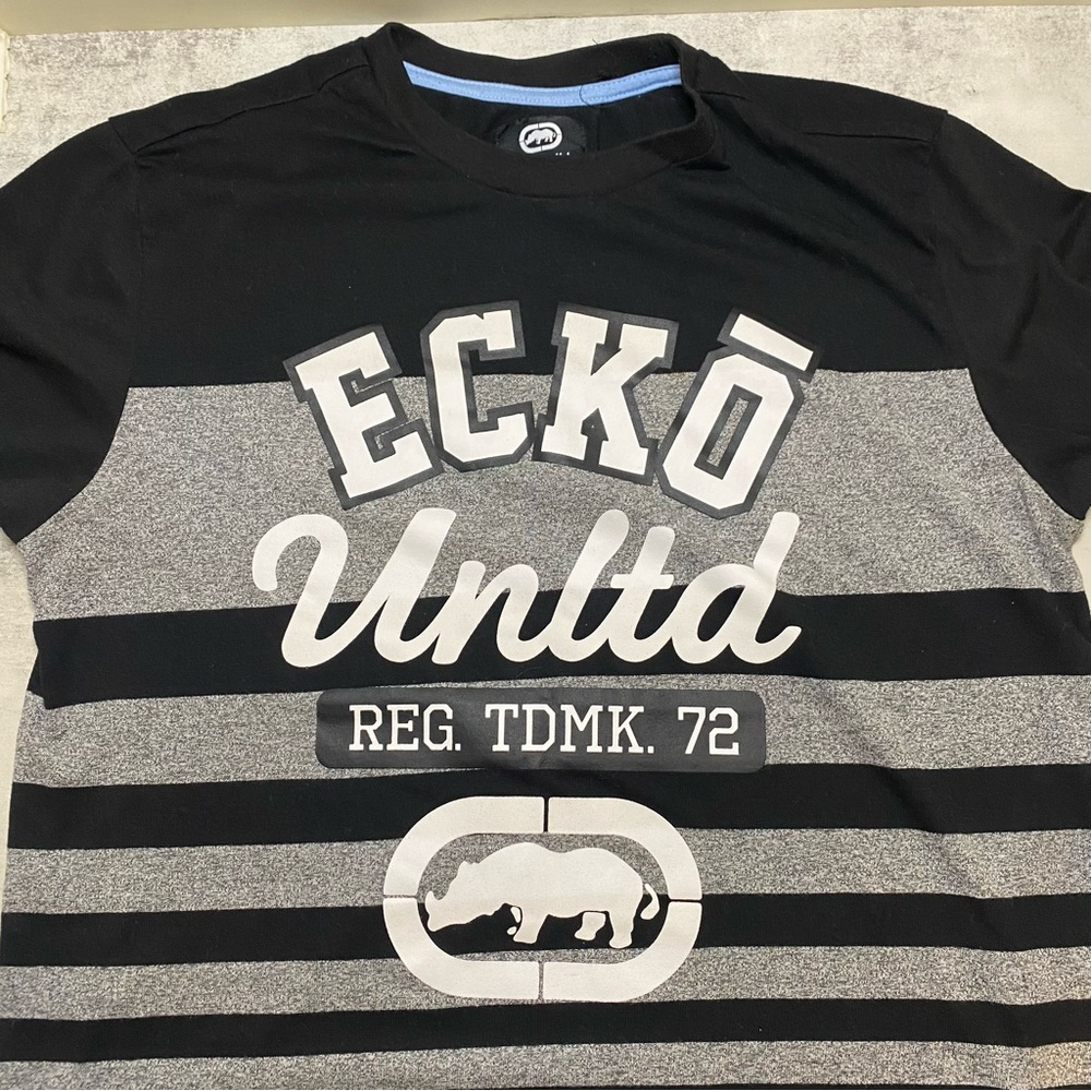 Vintage Ecko Unltd. Since 1972’ T-Shirt Design in New York Size Large